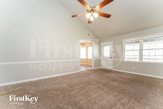 3724 Red Rose Ct in Loganville, GA - Foto de edificio - Building Photo