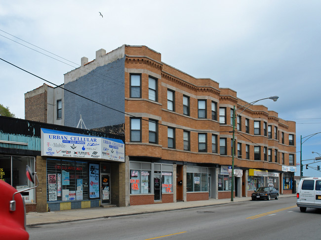 400-410 W 79th St in Chicago, IL - Foto de edificio - Building Photo