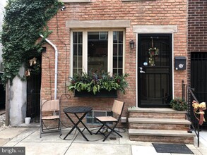808 S Delhi St in Philadelphia, PA - Building Photo - Building Photo