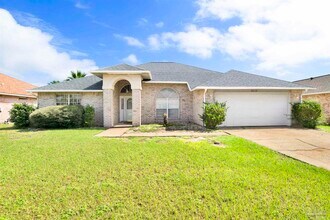 2012 Horton Dr in Pensacola, FL - Building Photo - Building Photo