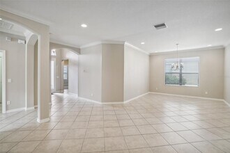 127 Silver Falls Dr in Apollo Beach, FL - Building Photo - Building Photo