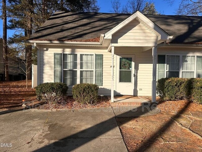 property at 422 Wall St