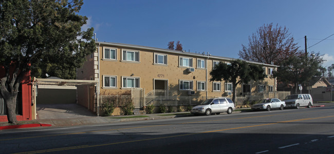 4771-4773 York Blvd in Los Angeles, CA - Foto de edificio - Building Photo