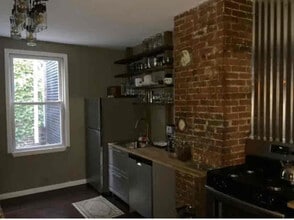 4525 Panama Way in Pittsburgh, PA - Building Photo - Building Photo