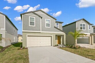 11756 Radiant Shr Lp in San Antonio, FL - Building Photo - Building Photo