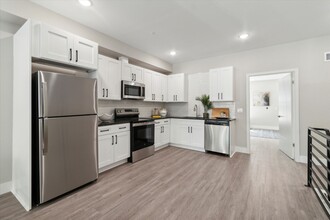 1710 N 22nd St-Unit -Unit 1 in Philadelphia, PA - Building Photo - Building Photo