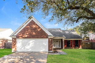 3010 Fort Stockton Dr in Katy, TX - Building Photo