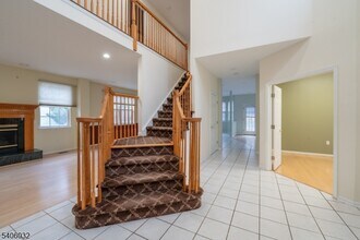 23 Hansom Rd in Bernards, NJ - Building Photo - Building Photo