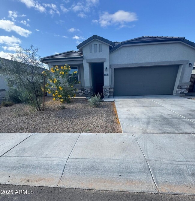 property at 1587 E Fletcher Dr