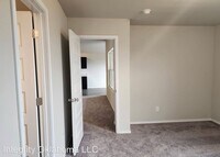 11608 NW 95th St photo'