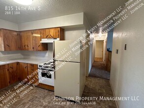 815 14th Ave S in Nampa, ID - Foto de edificio - Building Photo