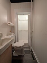 316 Chicago Rd, Unit 1 in Paw Paw, IL - Building Photo - Building Photo