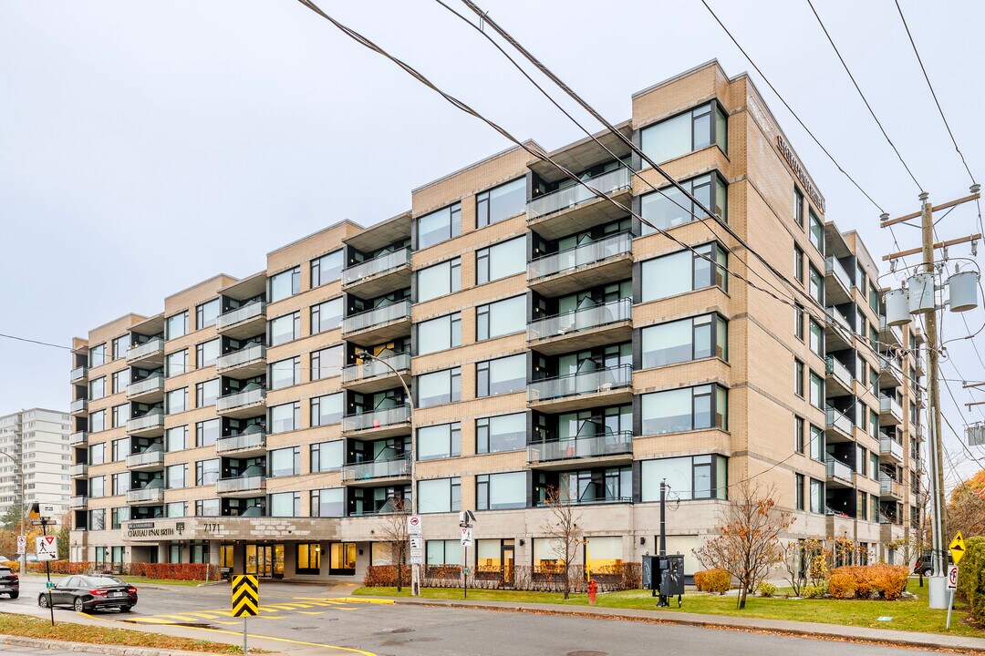 Château B'nai Brith in Cote-St-Luc, QC - Building Photo