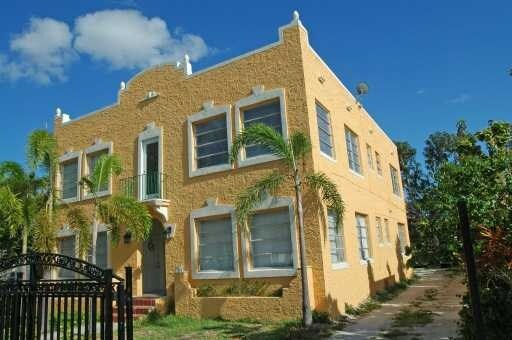 1661 SW 13th St in Miami, FL - Foto de edificio