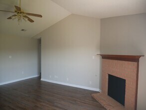 6192 Magnolia Lakes Dr in Olive Branch, MS - Building Photo - Building Photo
