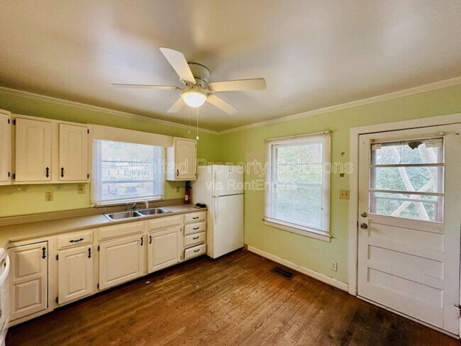 145 Dogwood Dr in Wilmington, NC - Building Photo - Building Photo