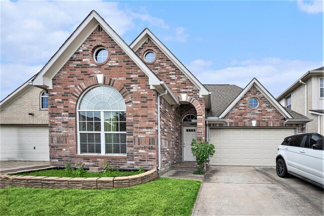 13215 Babbitt St in Houston, TX - Foto de edificio - Building Photo