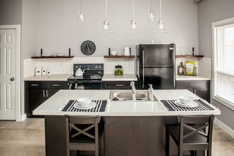 Welcome to Urban Studio 43 – Comfort, Convenience & Contemporary living in South Kansas City in Kansas City, MO - Building Photo - Building Photo