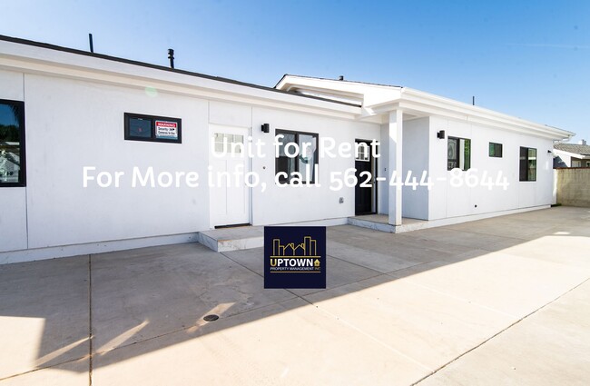 15305 Cornuta Ave in Bellflower, CA - Building Photo - Building Photo