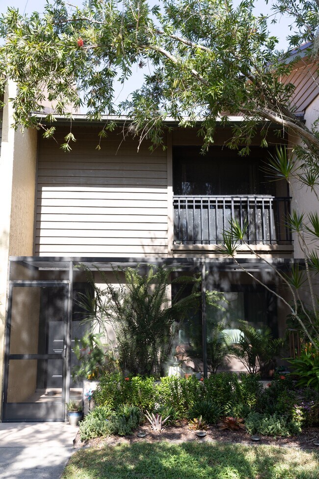 906 Sunridge Dr, Unit 906 in Sarasota, FL - Building Photo - Building Photo