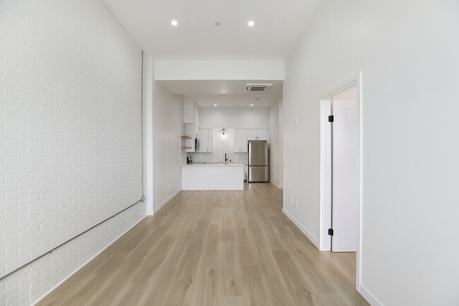 1320 Gertrude St, Unit 2 in San Diego, CA - Building Photo - Building Photo