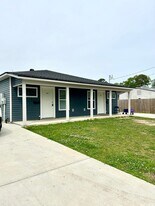 525 Roselawn Ave in Baton Rouge, LA - Building Photo