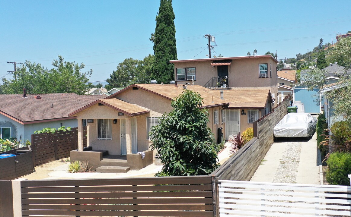 3359 Roseview Ave in Los Angeles, CA - Building Photo