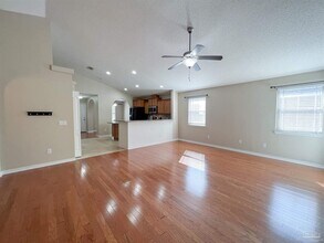 702 Mozingo Ln in Pensacola, FL - Building Photo - Building Photo