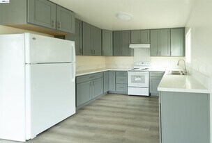 3639 Patterson Ave in Oakland, CA - Building Photo