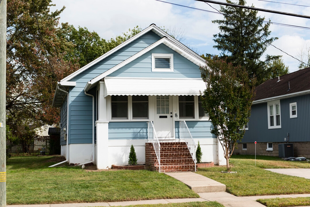 8 Poplar Ave in Wilmington, DE - Building Photo