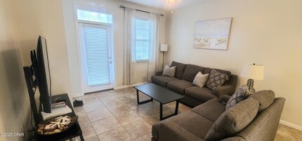 8121 Singletary St in Panama City Beach, FL - Building Photo - Building Photo