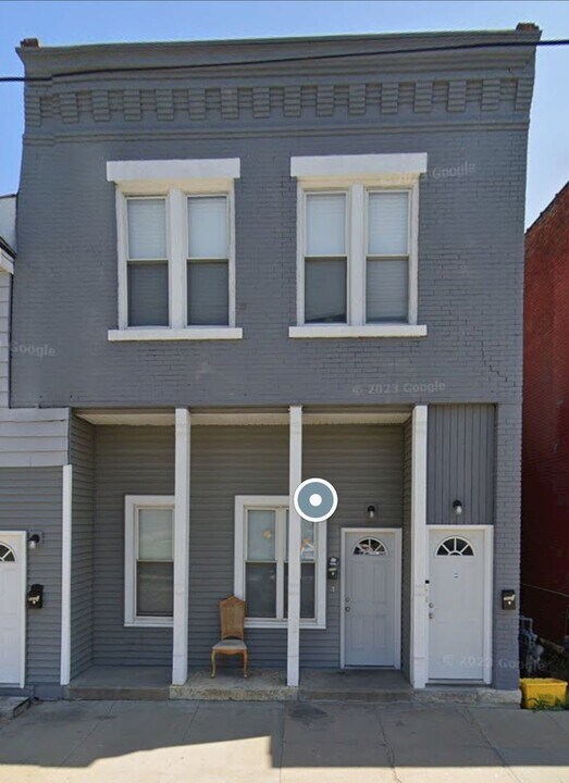 2420 Central Ave in Dubuque, IA - Building Photo