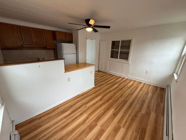 113 Williams St, Unit 2 in Norwich, CT - Building Photo - Building Photo