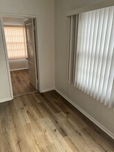 4820 W Slauson Ave in Los Angeles, CA - Foto de edificio - Building Photo