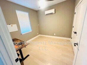 3155 St Elmo Ave in Chattanooga, TN - Building Photo - Building Photo
