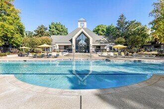 Tanglewood in Davis, CA - Foto de edificio - Building Photo