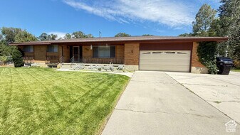 1357 E Milne Ln in Cottonwood Heights, UT - Building Photo
