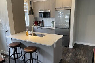 10 Beausoleil Ln in Blue Mountains, ON - Building Photo - Building Photo