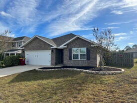 711 Widgeon Wy in Crestview, FL - Building Photo