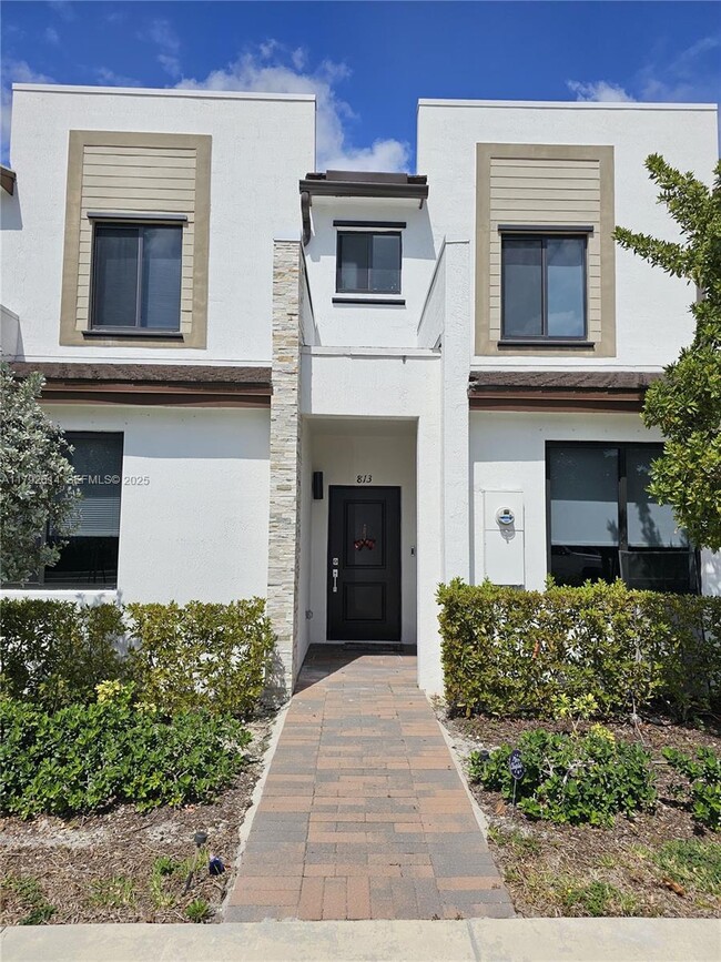 property at 813 NE 211th St