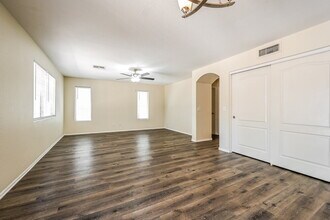 2519 W Blue Sky Dr in Phoenix, AZ - Building Photo - Building Photo