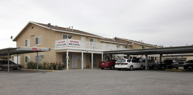 Casa Adelanto, Casa Annex and Desert Star in Adelanto, CA - Building Photo - Building Photo