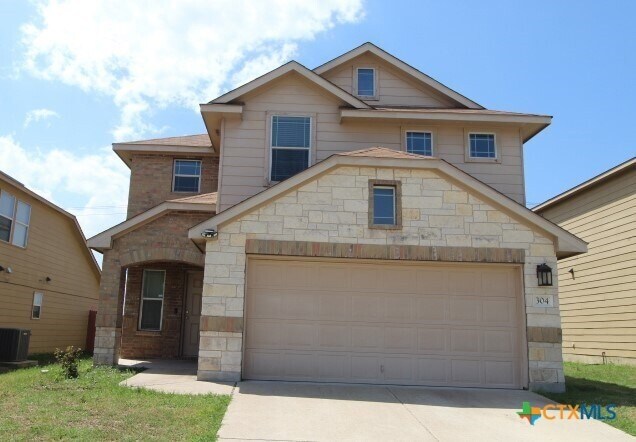 304 W Gemini Ln in Killeen, TX - Foto de edificio