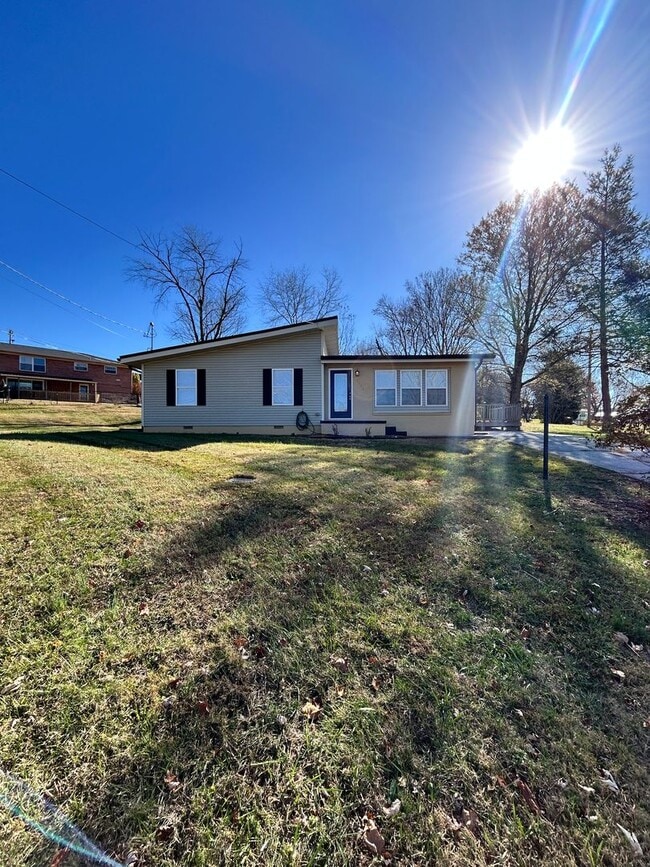 2128 Fir St in Morristown, TN - Building Photo - Building Photo