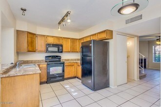 3491 N Arizona Ave-Unit -7 in Chandler, AZ - Building Photo - Building Photo