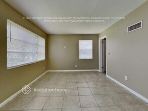 265 Jackson Ave in Greenacres, FL - Foto de edificio - Building Photo