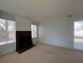 18241 St Andrews Dr in Tehachapi, CA - Building Photo - Building Photo
