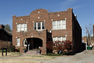 Mesta Park 8 Plex in Oklahoma City, OK - Building Photo - Building Photo