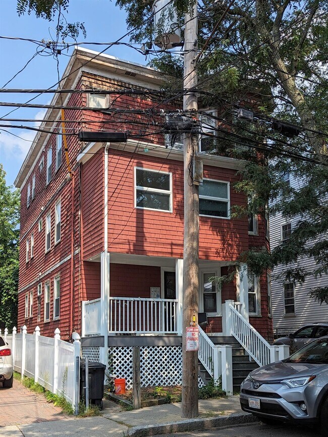 79 Conwell Ave Rentals in Somerville, MA