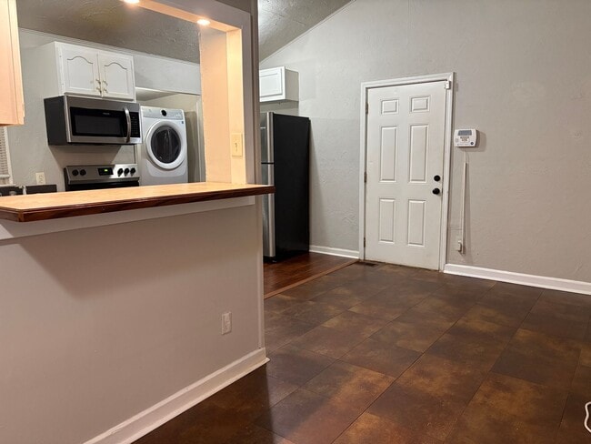 1517 Wendell Ave in High Point, NC - Building Photo - Building Photo